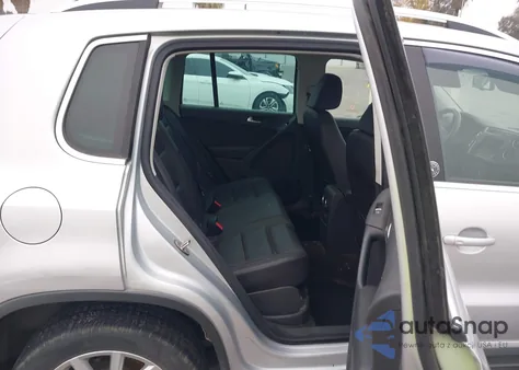 2017 Volkswagen Tiguan 2.0T Wolfsburg Edition from USA, damaged, VIN WVGRV7AX3HW501451